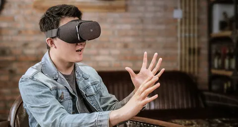 Очки виртуальной реальности Mi VR Play 2
