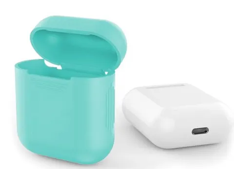 Резиновый чехол на AirPods