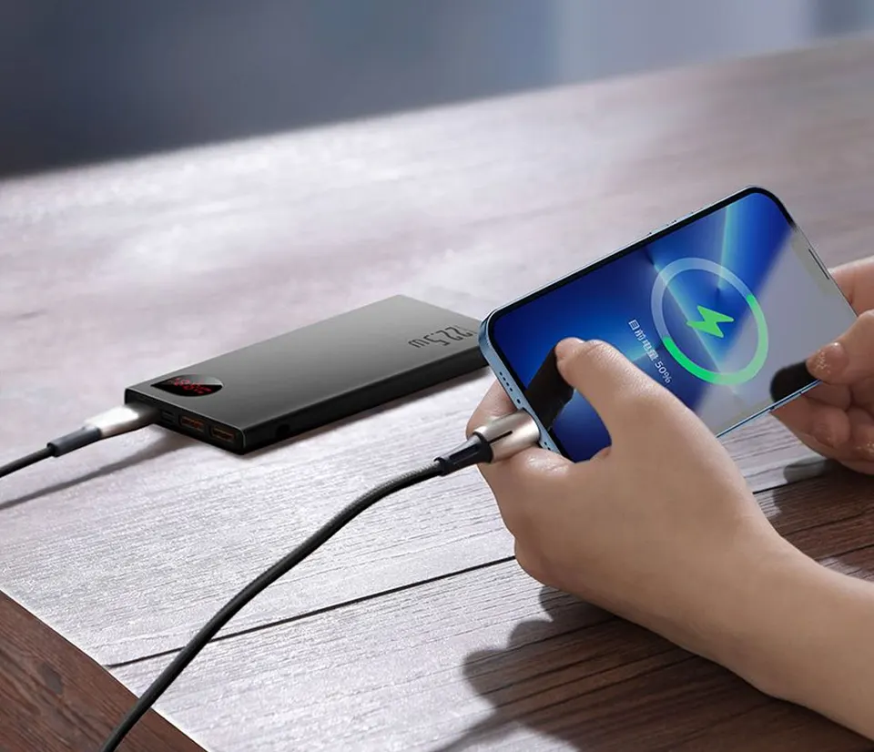 Внешний аккумулятор Baseus Adaman Metal Digital Display Quick Charge Power Bank 10000 mAh 22.5w (2)