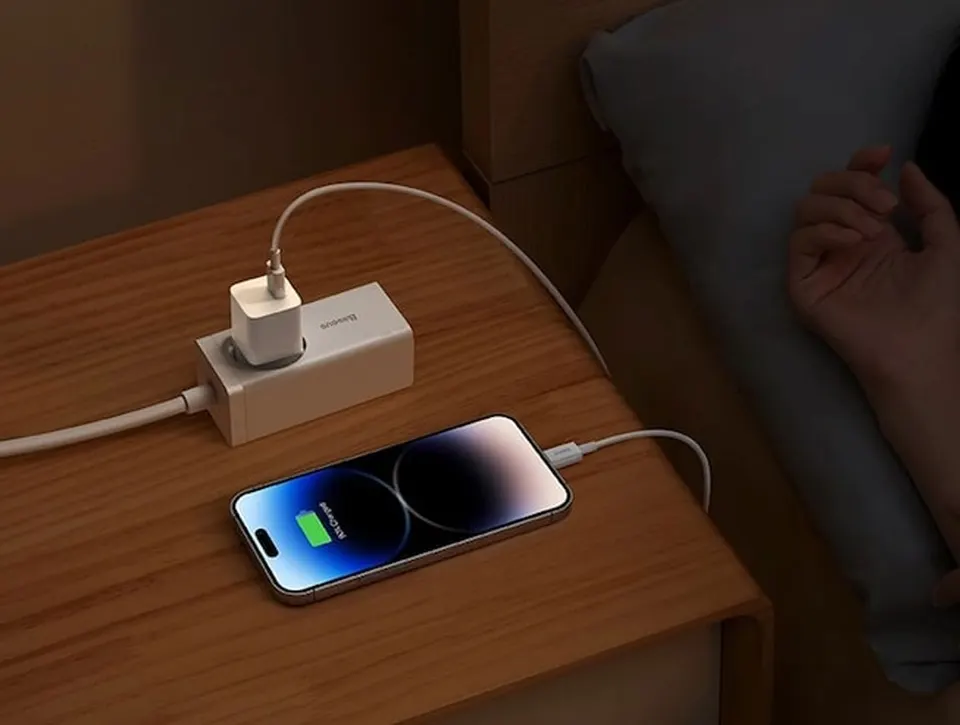Блок питания Baseus GaN 5 Fast Charger (mini) 1C 20W EU (3)