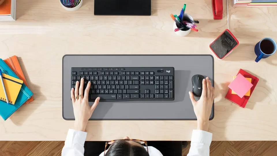 Беспроводная клавиатура и мышь Logitech MK295 (4)