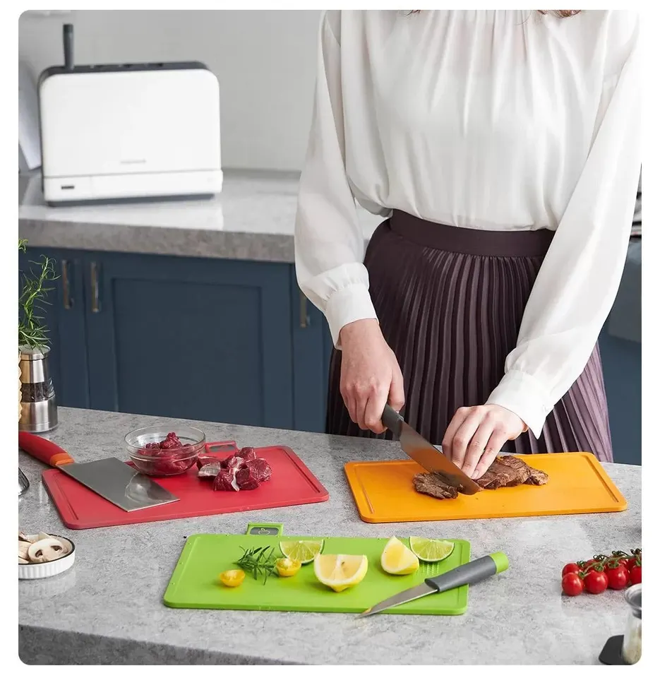 Стерилизатор + Набор ножей и досок Morphy Richards Knife Chopping Board Sterilizer MR1001 (9)
