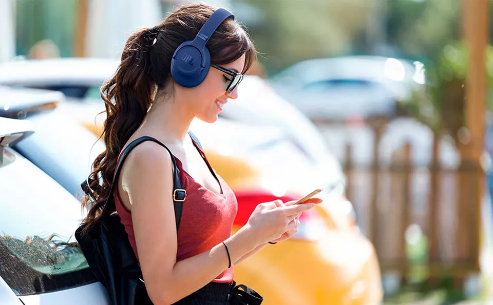 Беспроводные наушники JBL Tune 780 NC (3)