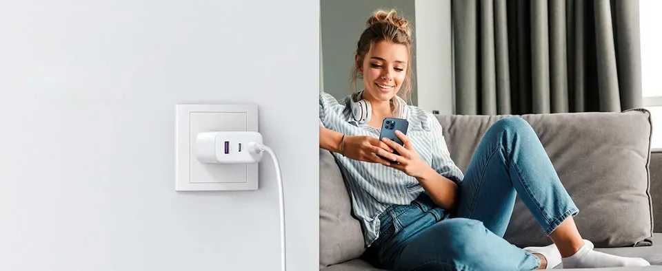 Зарядное устройство Ugreen 65W GaN Fast Charger (90263) (1)
