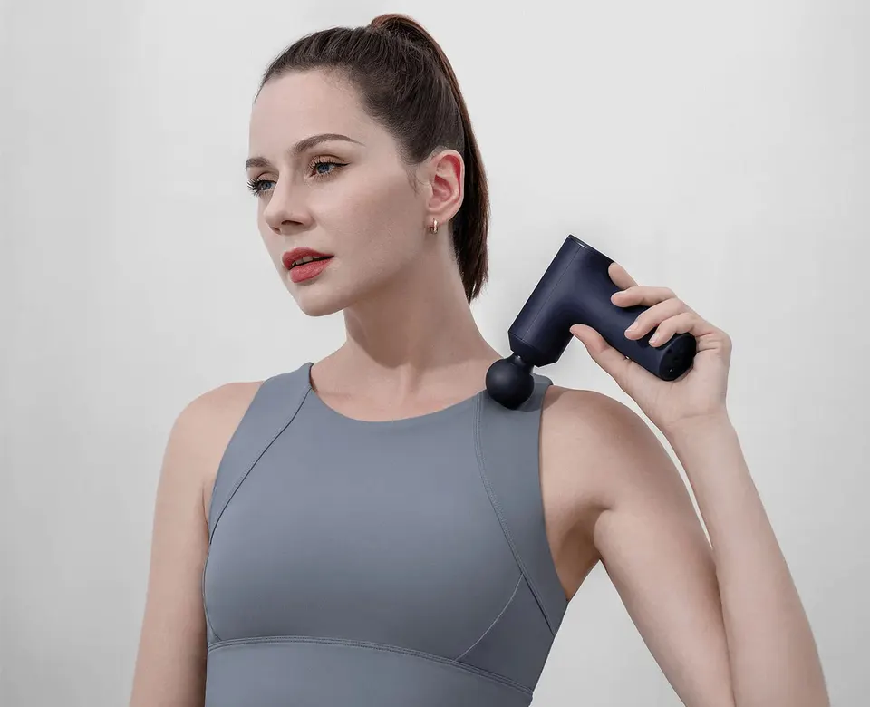 Портативный массажер Xiaomi Massage Gun Mini (1)