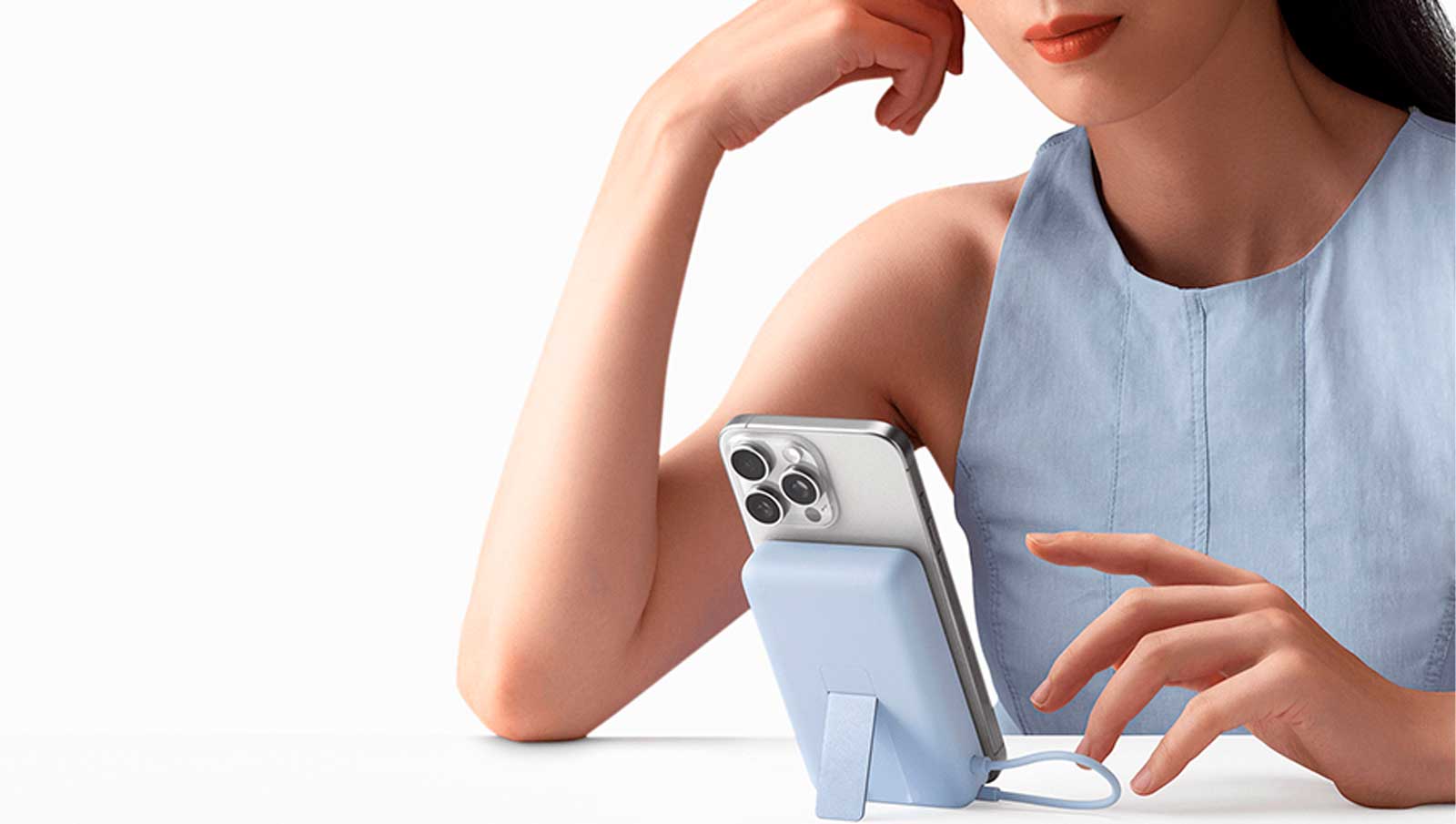 Xiaomi Magnetic Power Bank 10000 with Built-in Stand (2)