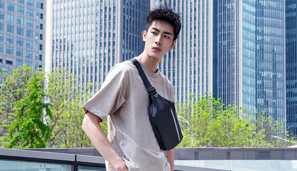 Сумка на пояс Xiaomi Sports Chest Bag (2)