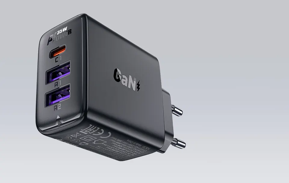 Зарядное устройство Acefast A57 PD35W GaN (2*USB-A+USB-C) (3)