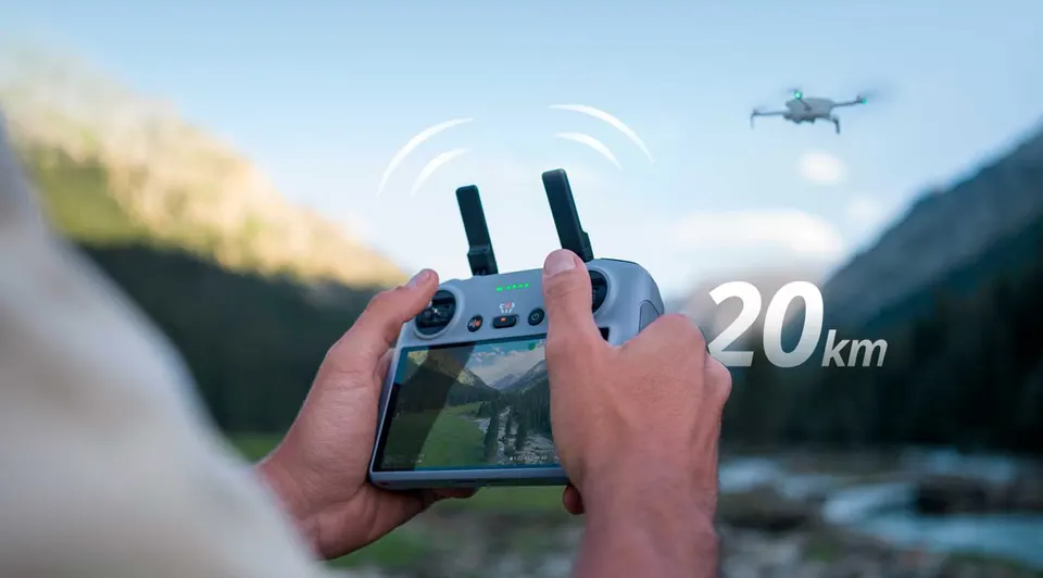 Дрон-квадрокоптер DJI Mini 4 Pro Fly More Combo Plus RC 2 (5)