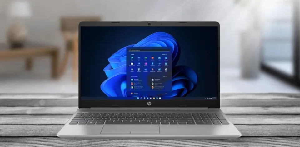 Ноутбук HP 250 G10 15.6" FHD Intel Core i7-1355U 13th Gen / Intel Iris Xe Graphics (16GB + 512GB SSD) Fingerprint, DOS (1)