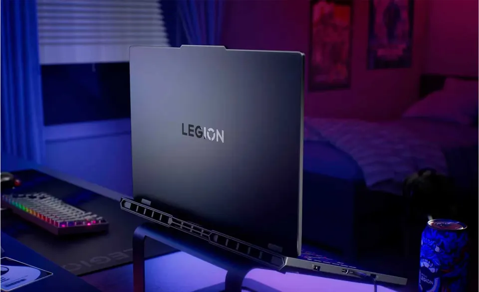 Ноутбук Lenovo Legion Pro 5 16" WQXGA OLED Intel Core Ultra 7 255HX / NVIDIA GeForce RTX 5060 8GB (16GB + 1TB SSD) Win 11 (3)