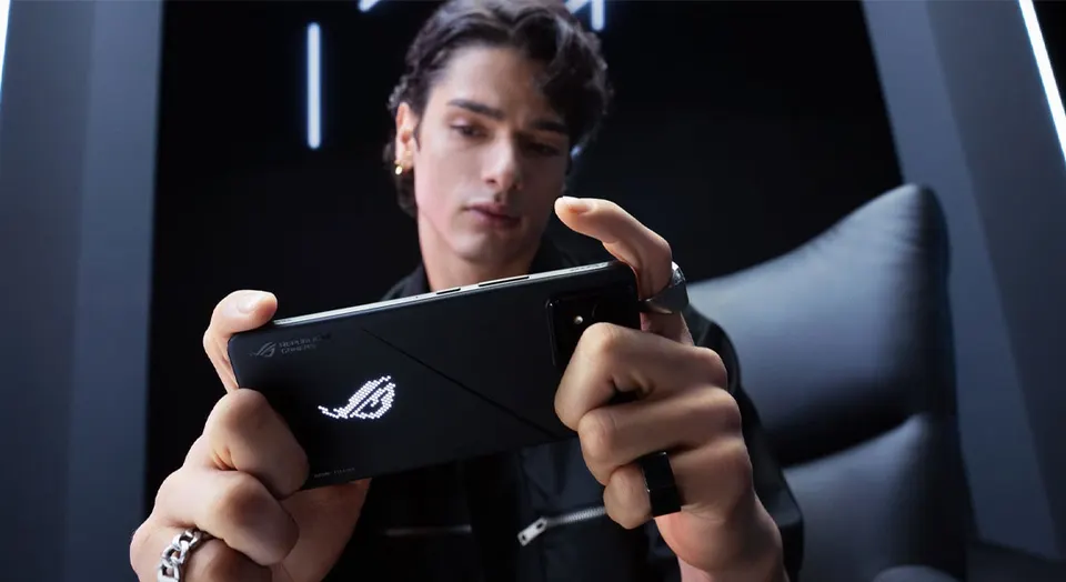 Asus Rog Phone 8 Pro Edition 24+1TB (2)
