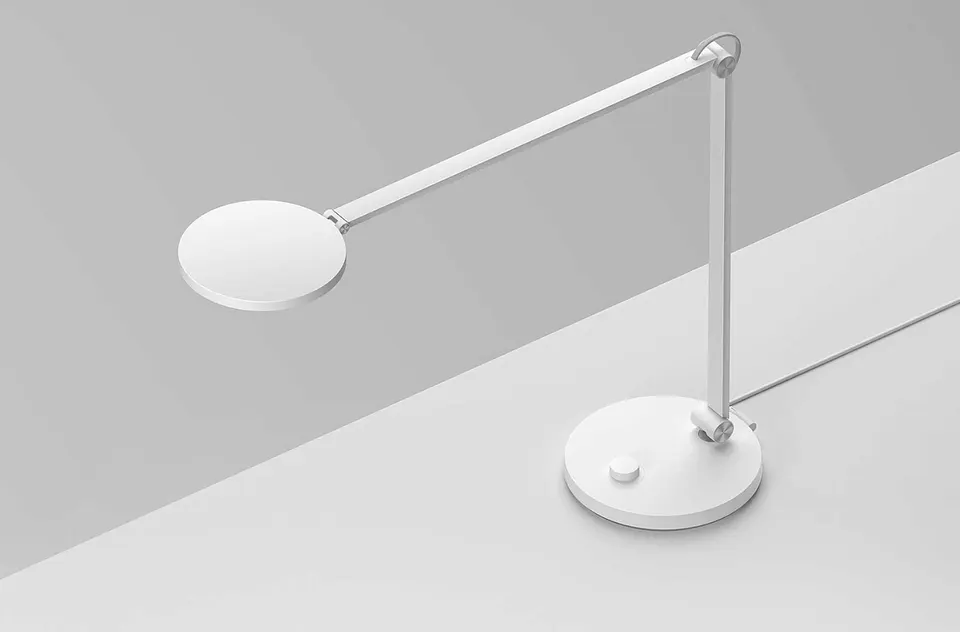 Настольная лампа Xiaomi Smart Led Desk Lamp Pro (1)