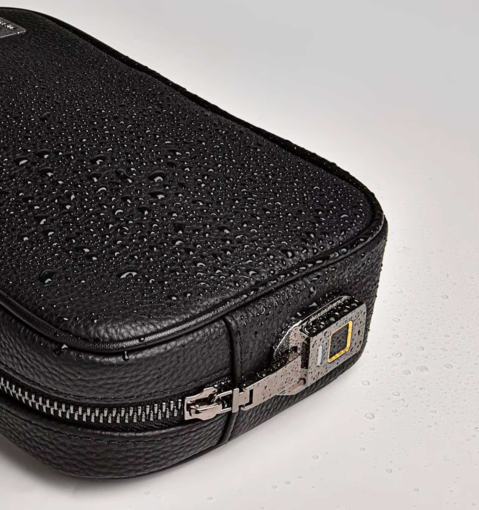 Сумка Wiwu Master Genuine Leather Fingerprint Lock Pouch (3)